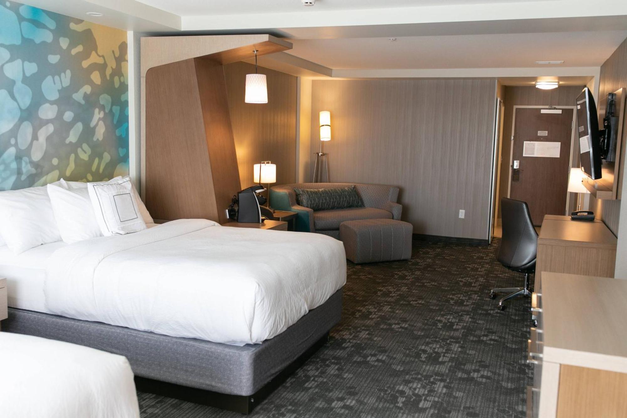 คอร์ตยาร์ด บาย แมริออท เอลค์ฮาร์ต Hotel เอลก์ฮาร์ต ภายนอก รูปภาพ